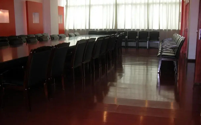 Kaifeng Dongjing Hotel