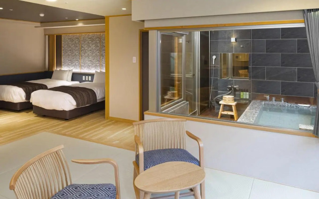 Hotel Okada