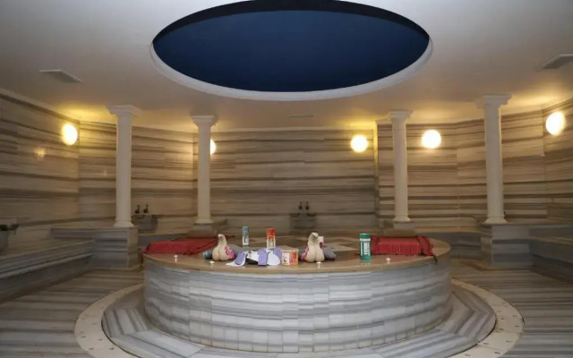 Курорт Meder Resort Hotel