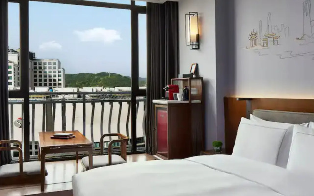 UrCove by HYATT Hangzhou Westlake