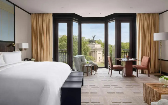 The Peninsula London