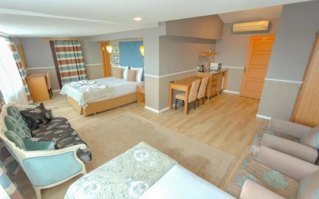 Tashkonak Studio Suites