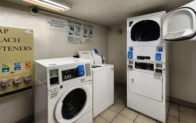Motel 6 Houston, TX - Medical Center/NRG Stadium