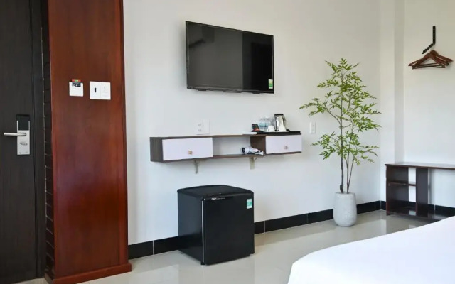 Horizon Con Dao Hotel