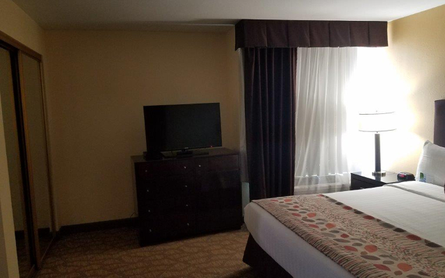 Airtel Plaza Hotel