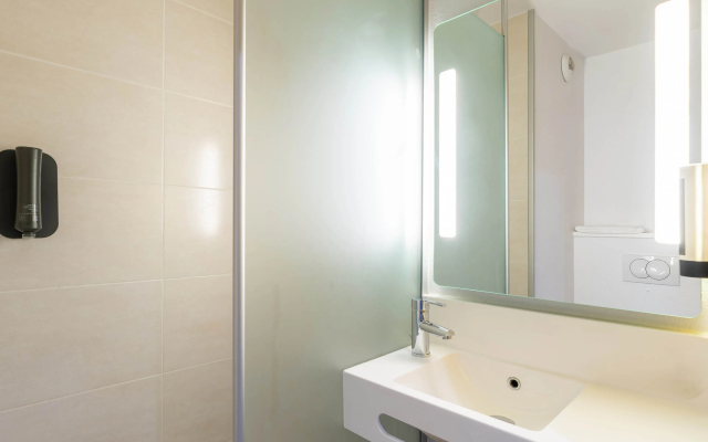 B&B HOTEL Lyon Ouest Tassin