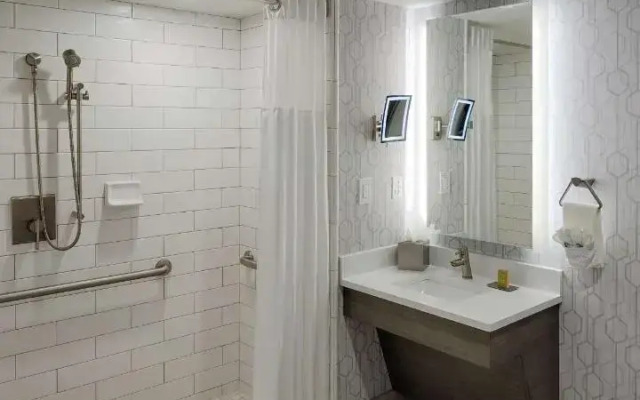 The Kingsley Bloomfield Hills - a DoubleTree by Hilton