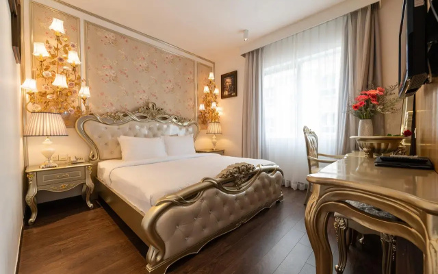 A&EM 8a Thai Van Lung Hotel