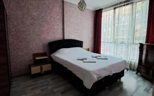 Karvi Hostel & Suites