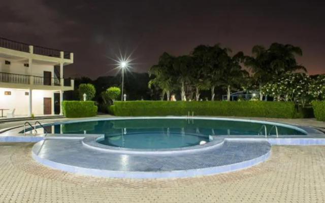 Shakunt Resort
