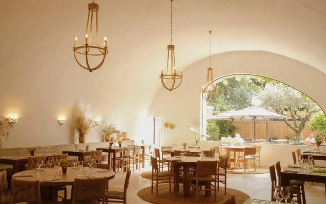 Le Moulin, Lourmarin, a Beaumier hotel