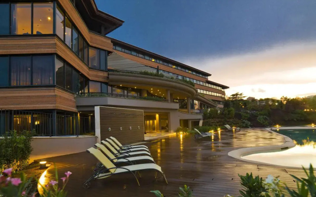 A.Roma Lifestyle Hotel