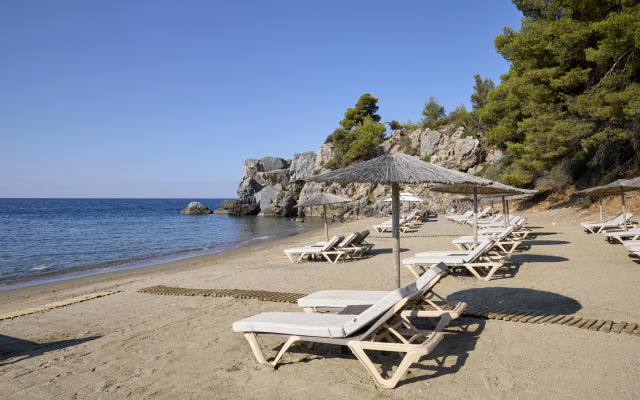 Ajul Luxury Hotel & Spa Resort, a Registry Collection Hotel