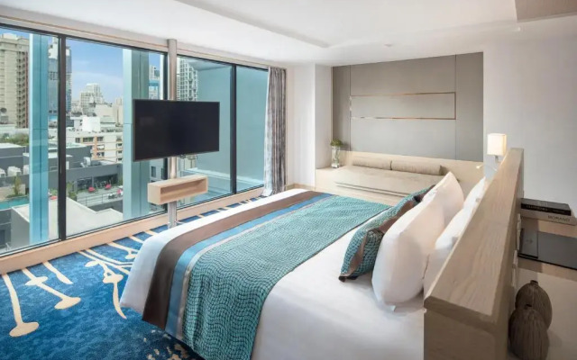 Solitaire Club Sky Bangkok