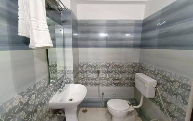 Hotel Aman Residency