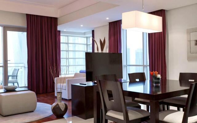 Pullman Dubai Jumeirah Lakes Towers - Hotel & Residence
