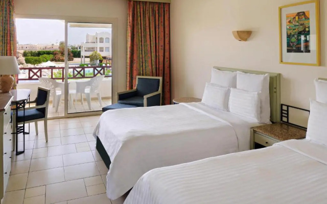 Naama Bay Promenade Beach Resort Mountain Side