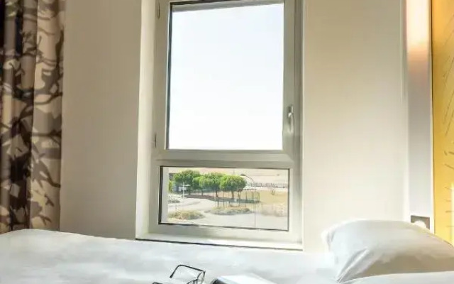 B&B HOTEL Poitiers Aéroport