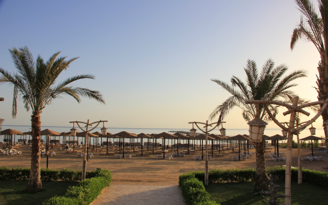 AMC Royal Hotel & Spa