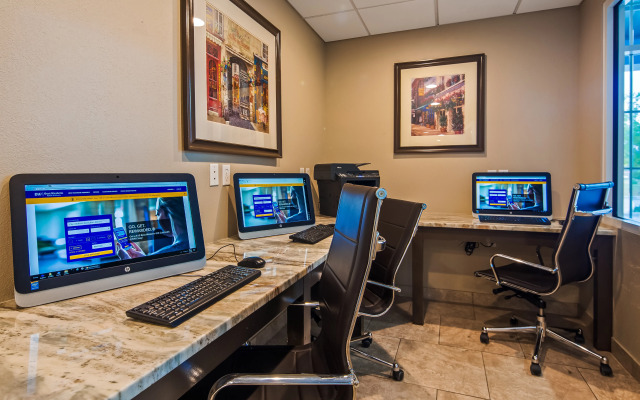 Best Western Naples Plaza Hotel