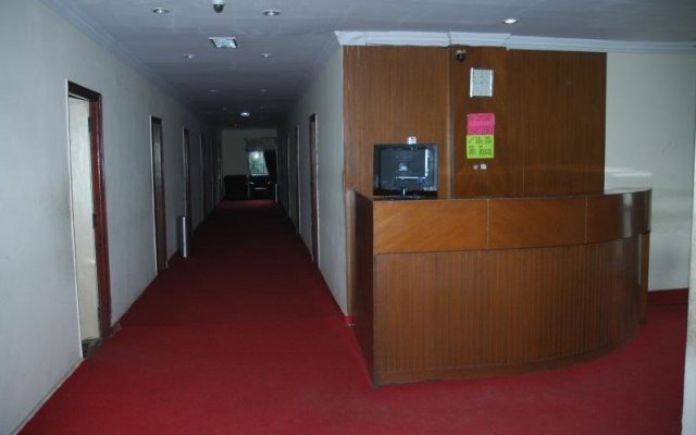 Hotel R-Inn Residency