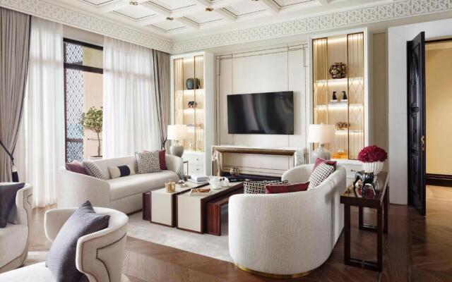 Jumeirah Mina Al Salam Hotel