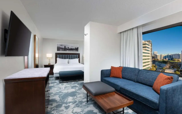 DoubleTree by Hilton Houston Medical Center Hotel & Suites