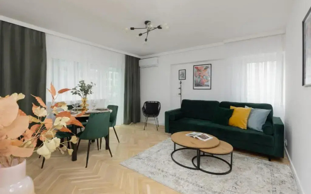 Stylish Apartment Heart of Warsaw by Noclegi Renters	