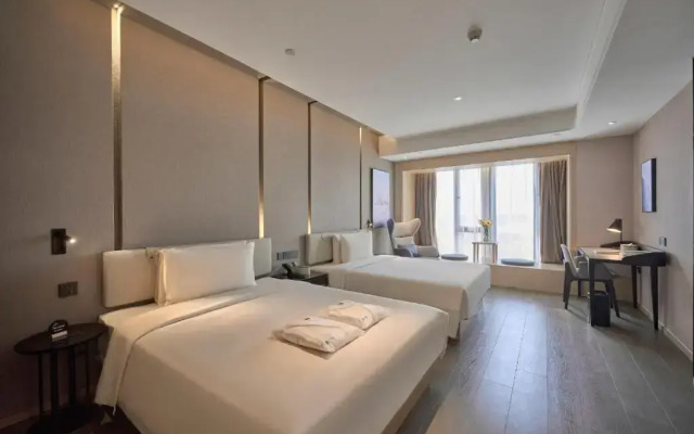 Atour Hotel Taixing Municipal Government Drum Tower Xintiandi