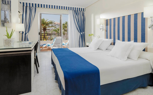 H10 Las Palmeras Hotel