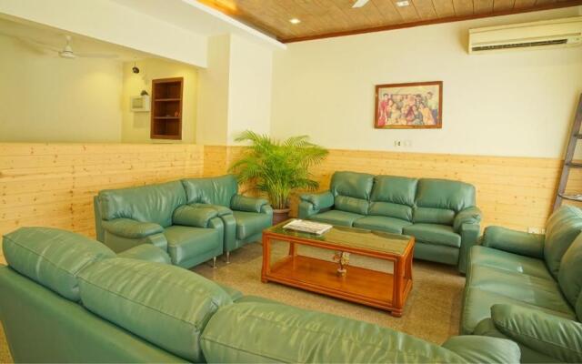 UDS Villa - Scandinavian B&B - Next to VFS