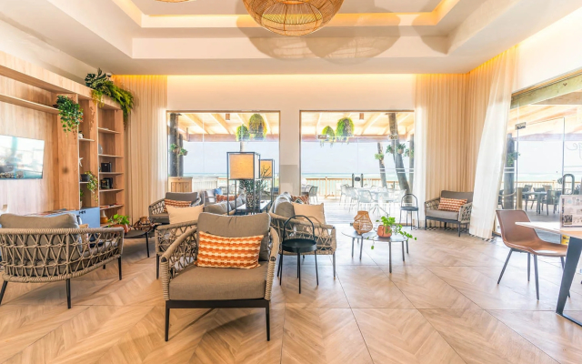 Ocean Blue & Sand Beach Resort - All Inclusive