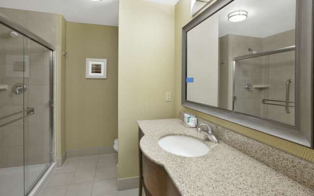 Hampton Inn & Suites Wichita Northeast