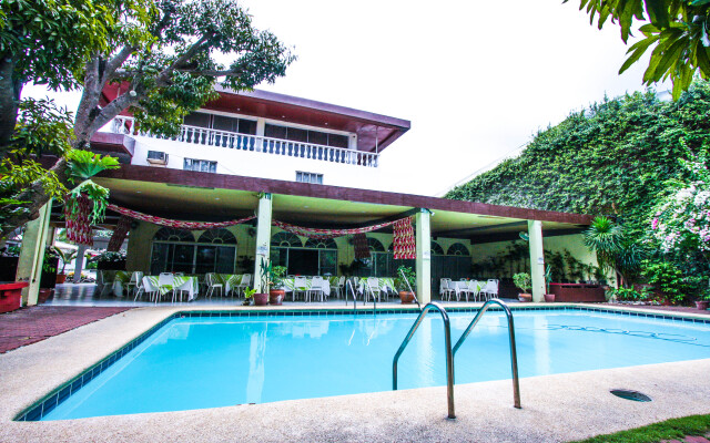 Bohol Tropics Resort