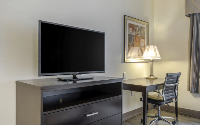 Best Western Plus Rockwall Inn & Suites