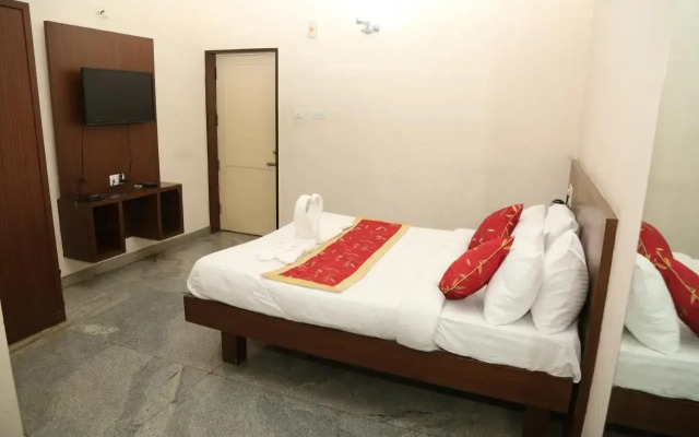 Soundarya Hotel