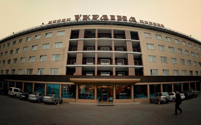 Отель Украина