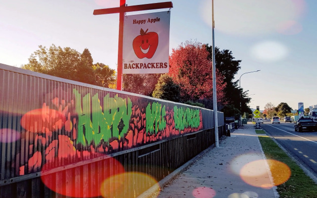 Happy Apple Backpackers