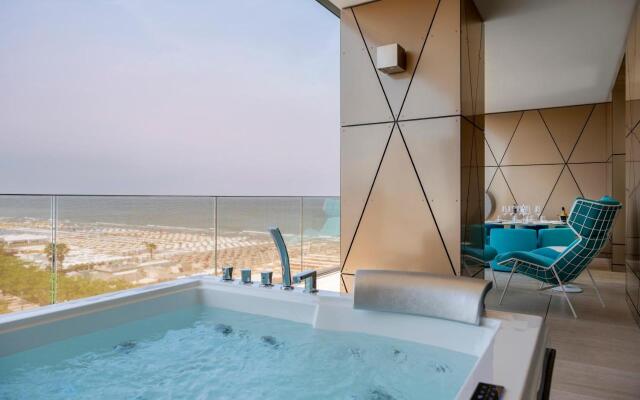 The Promenade Luxury Wellness Hotel