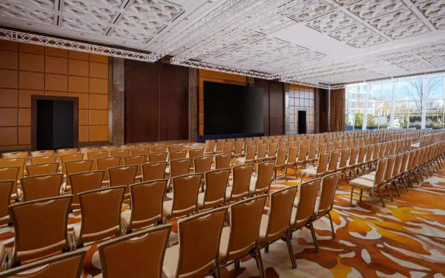 Отель The Ritz-carlton, Almaty