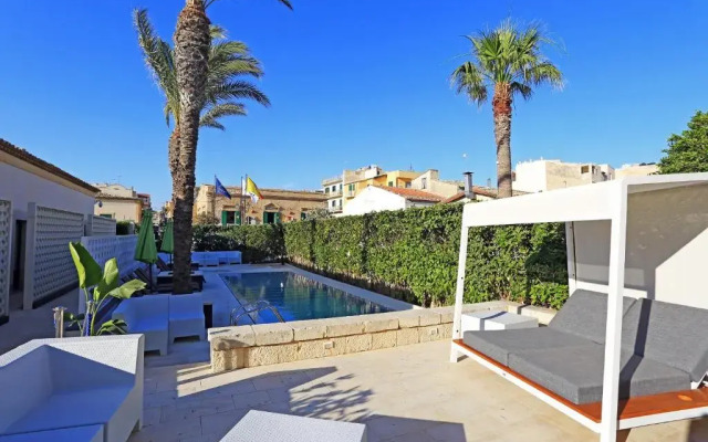 Zafran Boutique Hotel