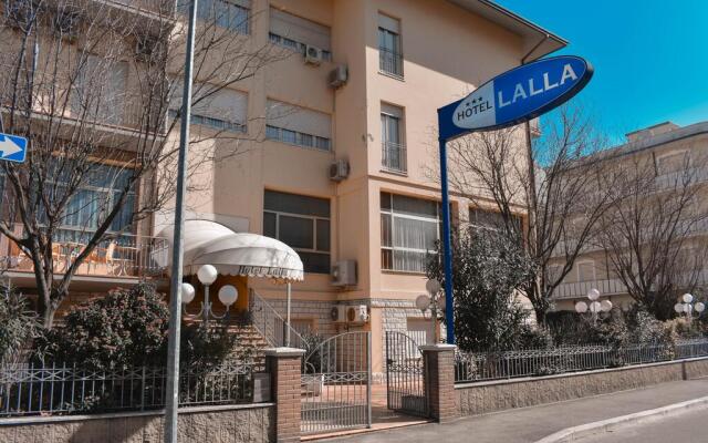 Hotel Lalla