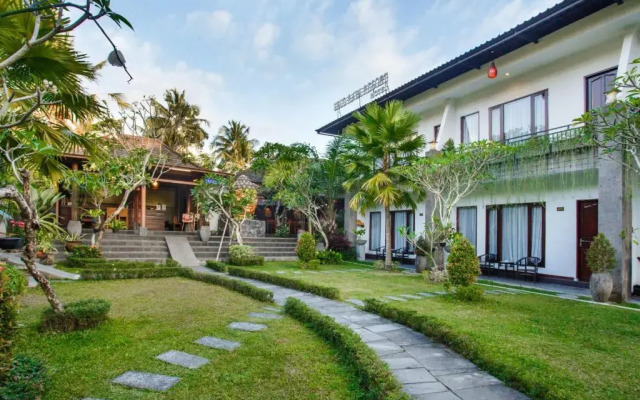 Ubud Raya Boutique Hotel