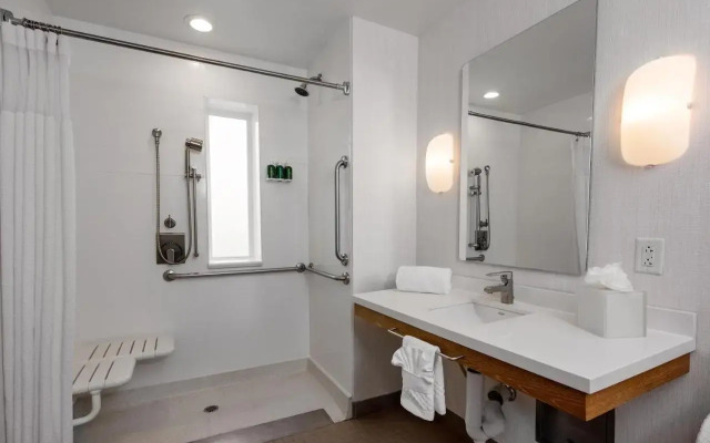 SpringHill Suites by Marriott Oceanside Beach