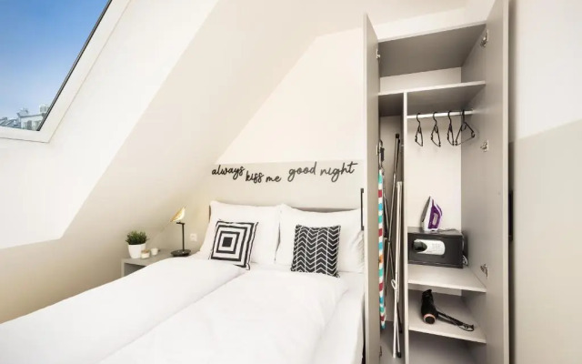 lyf Schönbrunn Vienna