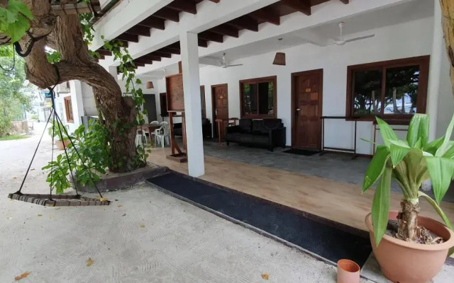 Surf Deck Guest House
