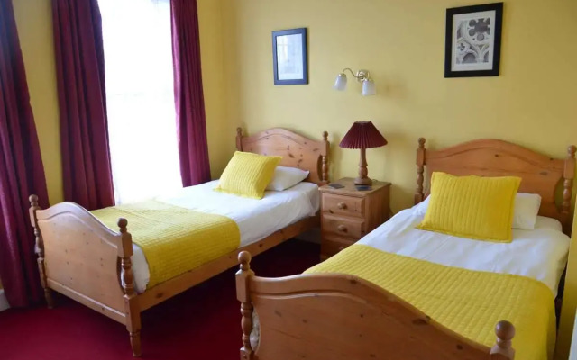 Victoria Lodge