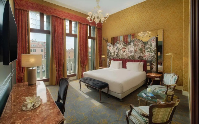 NH Venezia Santa Lucia Hotel