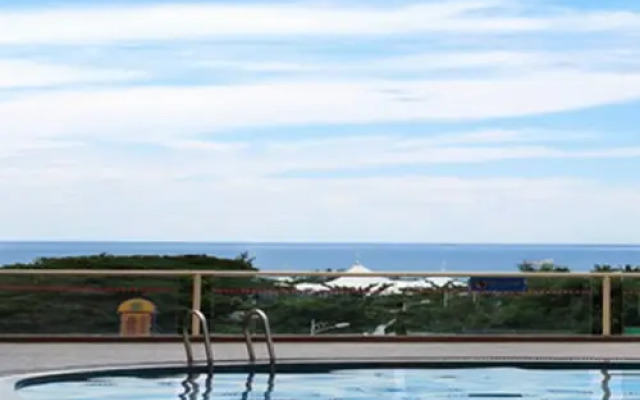 Linda Seaview Hotel