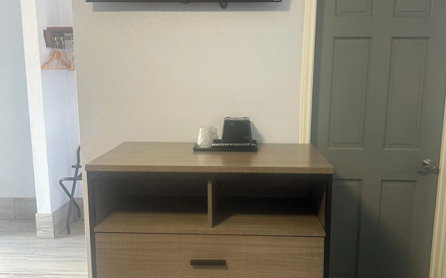 Carrizo Executive Inn